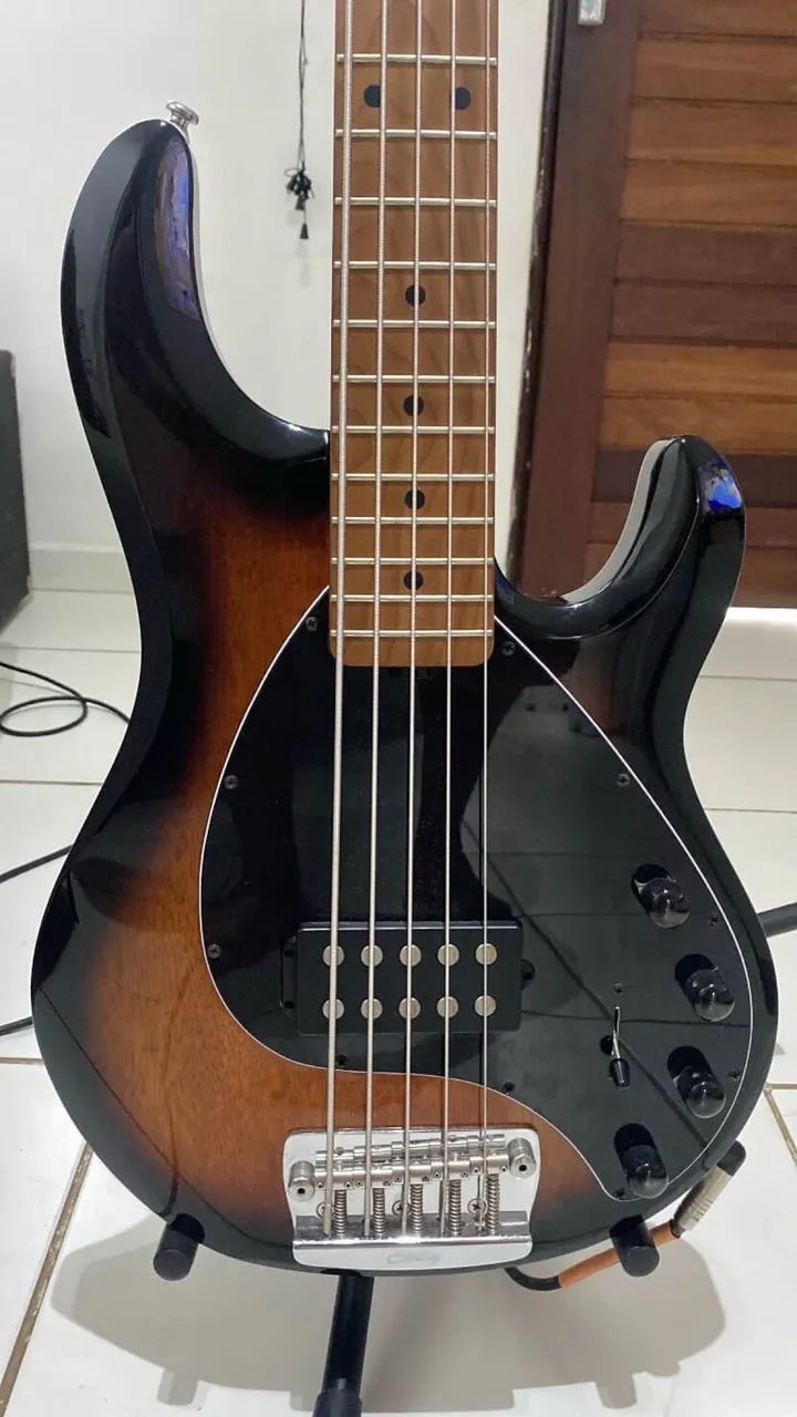 Baixo Esterling Ray 35. - Foto 3