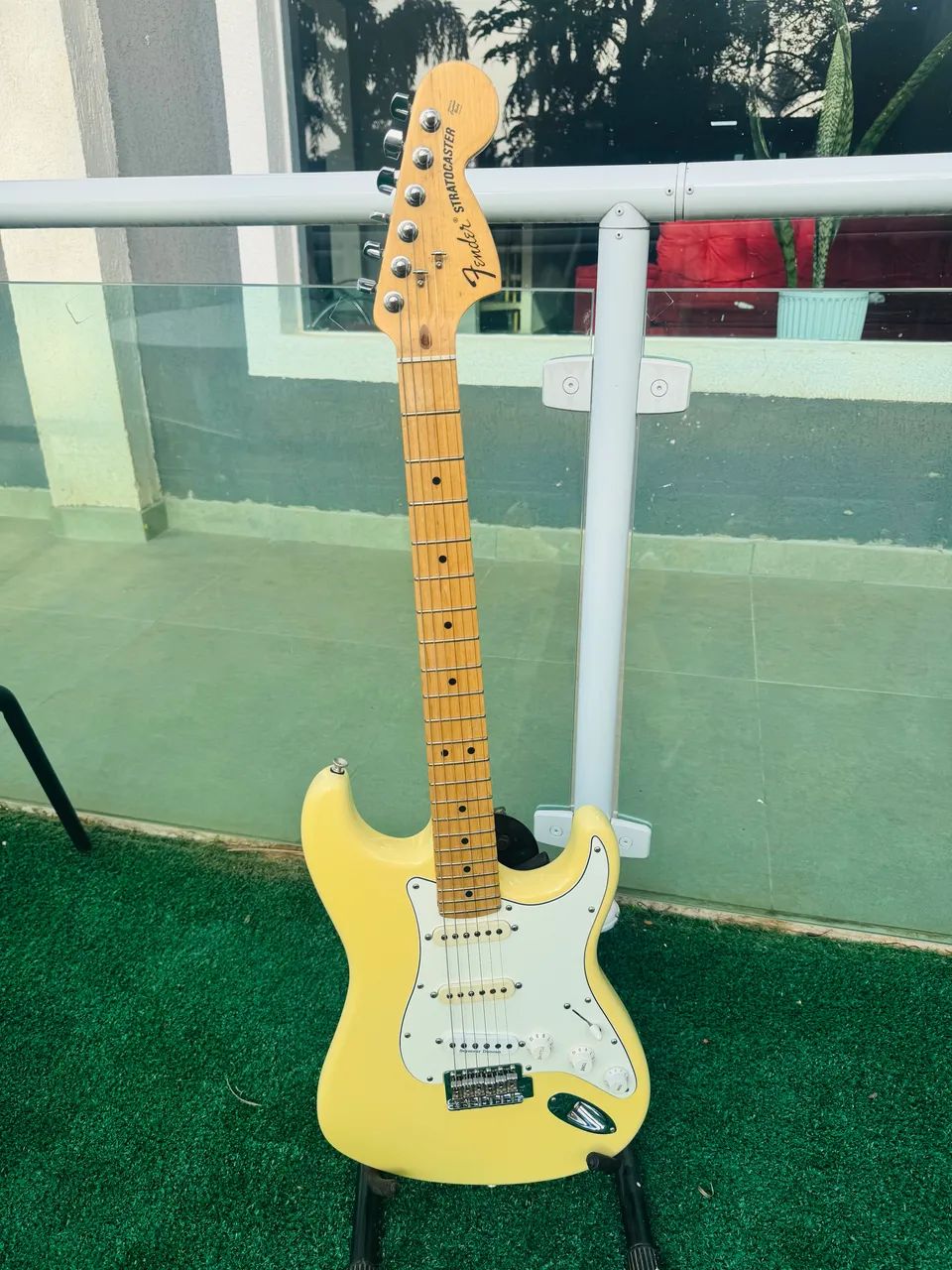 Fender Américana amarela  - Foto 4