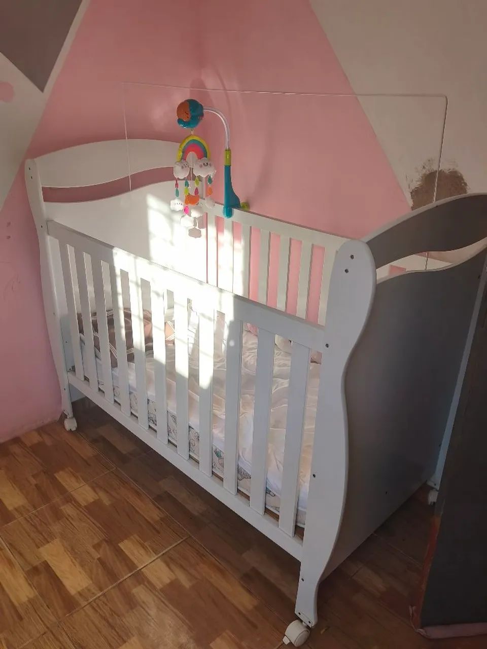 Berço americano em ótimo estado 