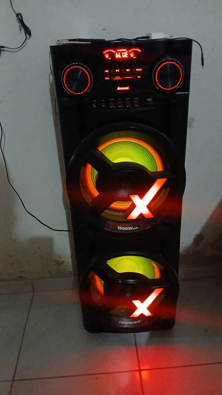 Vende-se caixa de som