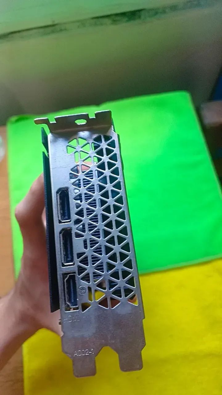 Placa de video RX 580 ELSA 4GB GDDR5 - Foto 2