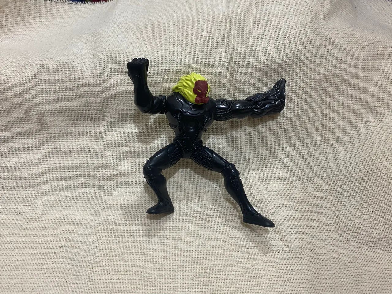 boneco max steel mcdonalds 2011