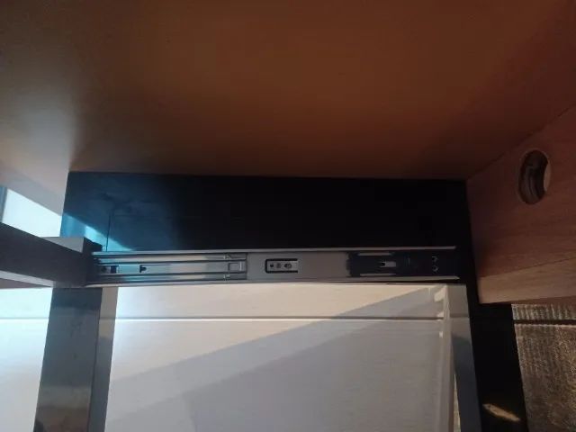 Mesa Laqueada Para Escritório ou Estúdio - Foto 4