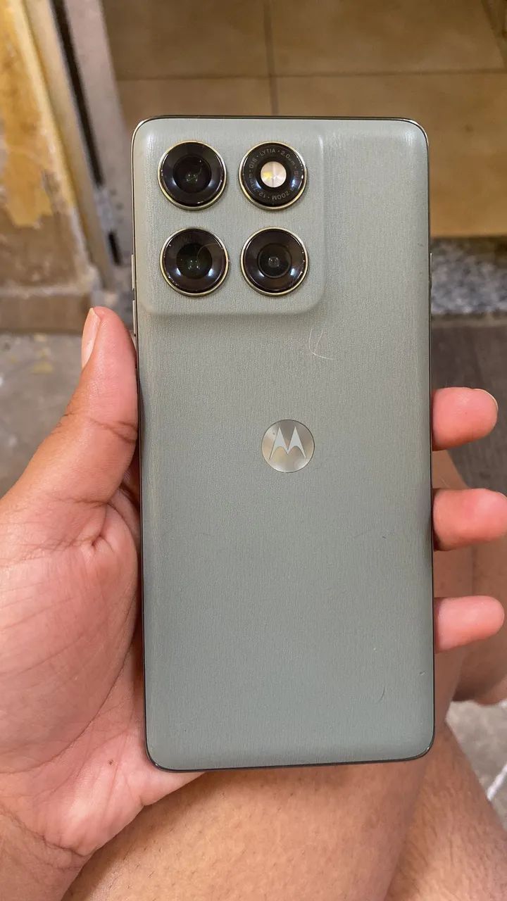 Vendo Motorola Edge 60 pro  - Foto 2