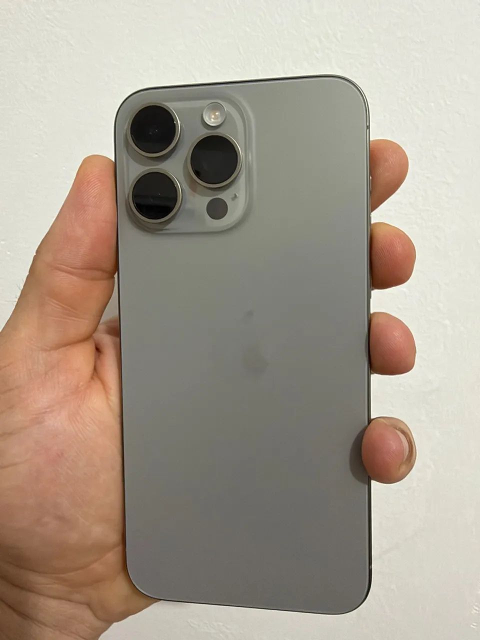 iPhone 15 Pro Max Cinza - Foto 2