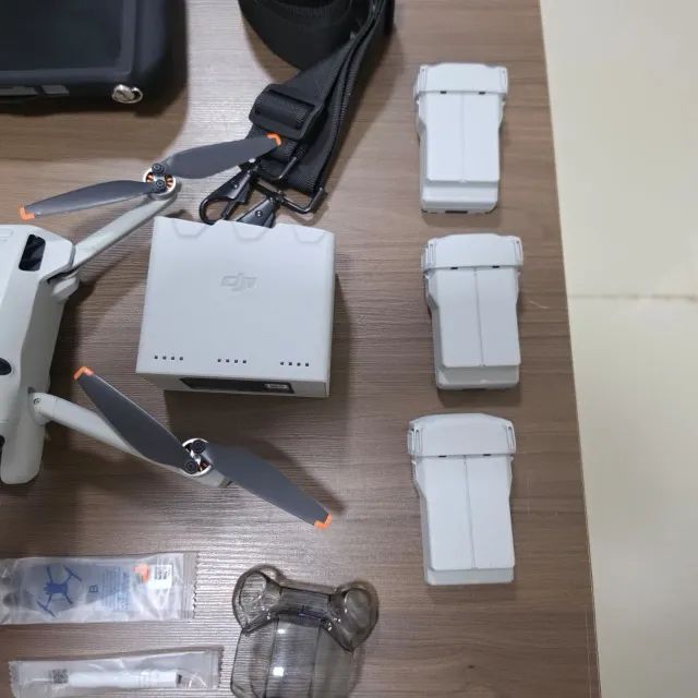 Drone Dji Mini 4 Pro Rc2 Fly More Combo Plus Anatel - Foto 4