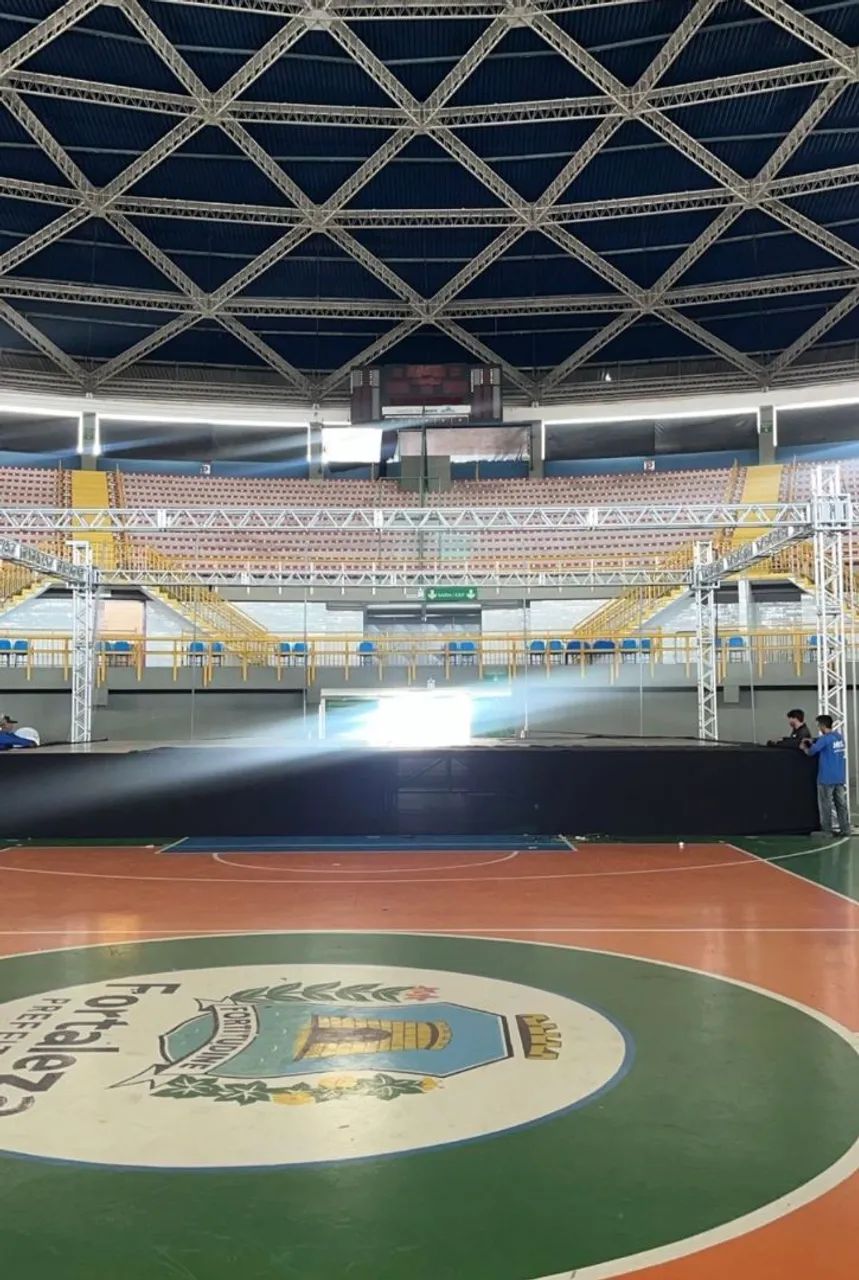 Locação Tablado cobertura com tenda  - Foto 3
