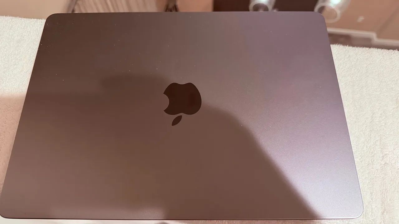 MacBook Air M2 16gb 1T 
