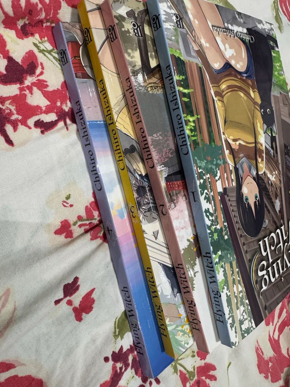 Flying witch do 1 ao 4 editora JBC  - Foto 2