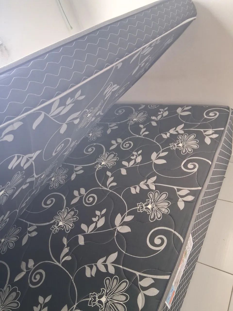 CAMA BOX SOLTEIRO COM COLCHÃO  - Foto 3