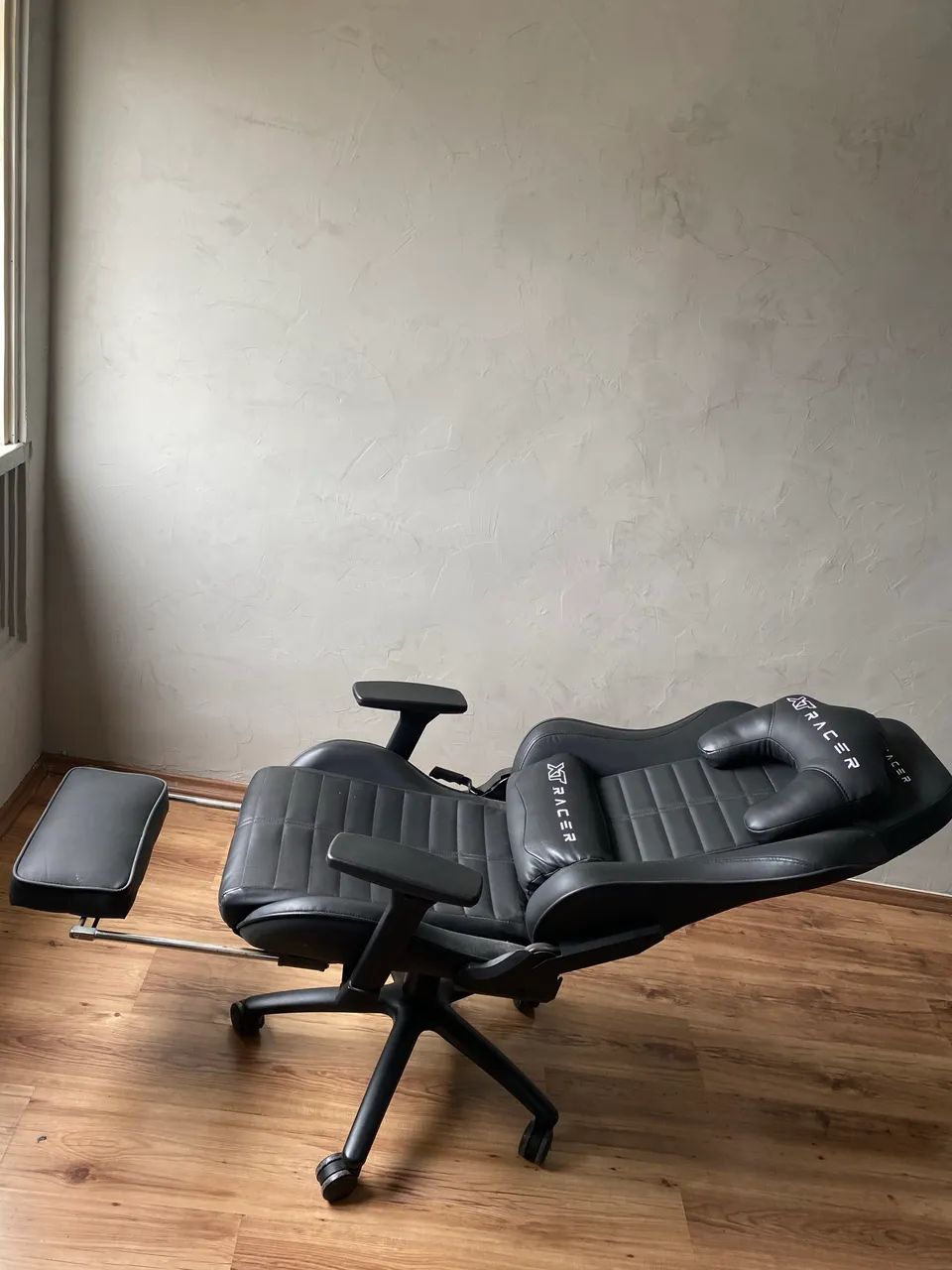Cadeira Gamer XT Racer Reclinável com Apoio de Pés - Ótimo Estado - Foto 3