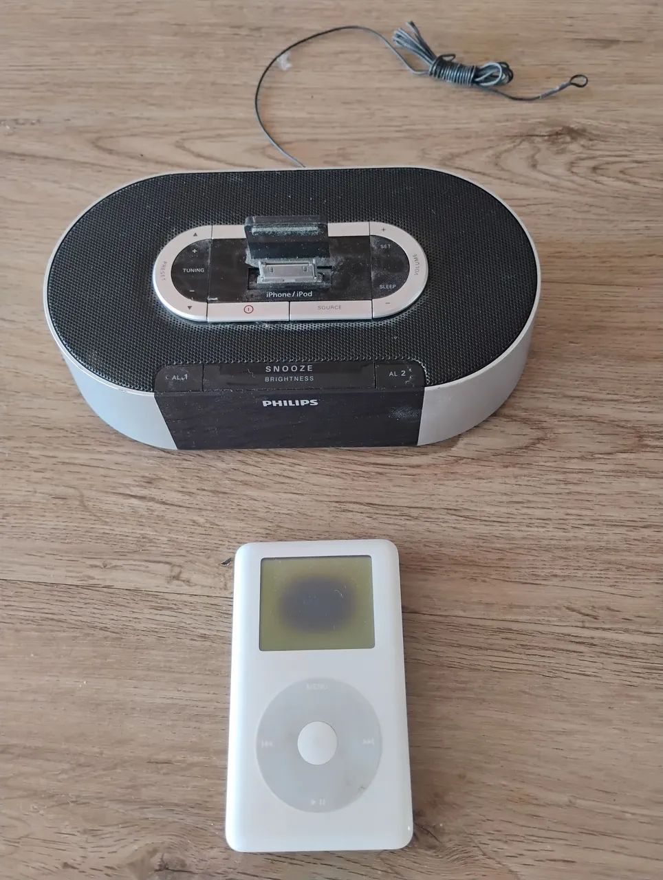 その他 iPod Ipod de 4° Geração + Rádio Philips com encaixe de Ipod (VENDO