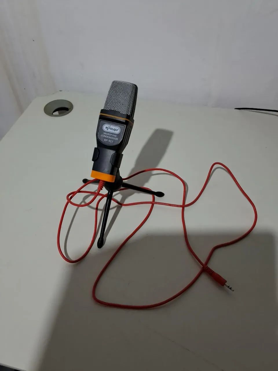 Condenser Desktop Microphone415985790941276163
