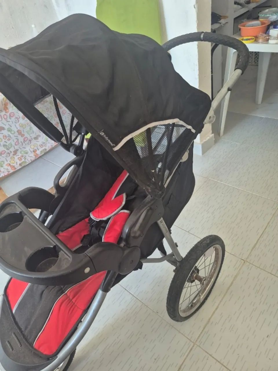 Carrinho e bebê conforto 