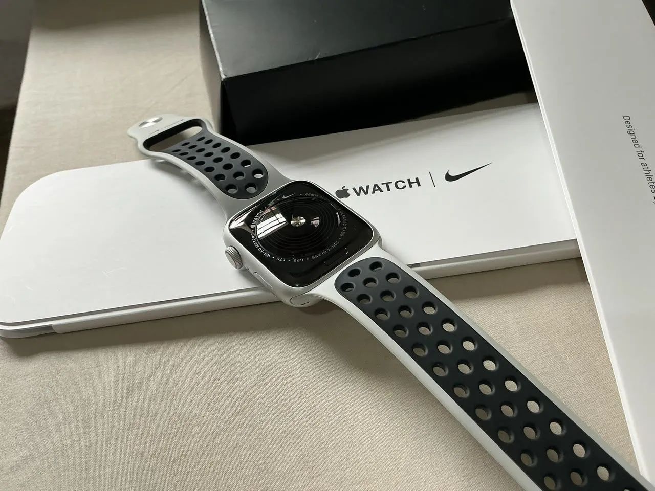 Apple watch GPS + CELULAR impecável ( aceita trocas) - Foto 3