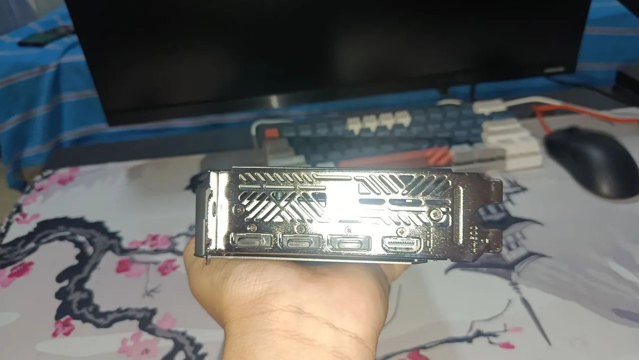 RTX 5060 - Foto 4