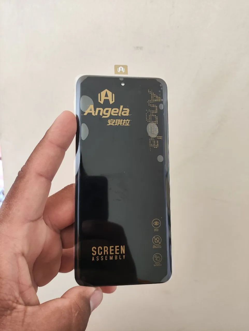 Display Samsung S20 com aro 