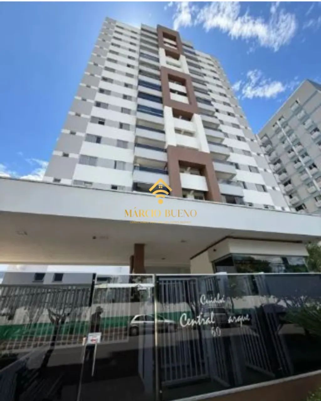 Apto no Cond Cuiabá Central Parque, com 3 quartos e varanda Gourmet