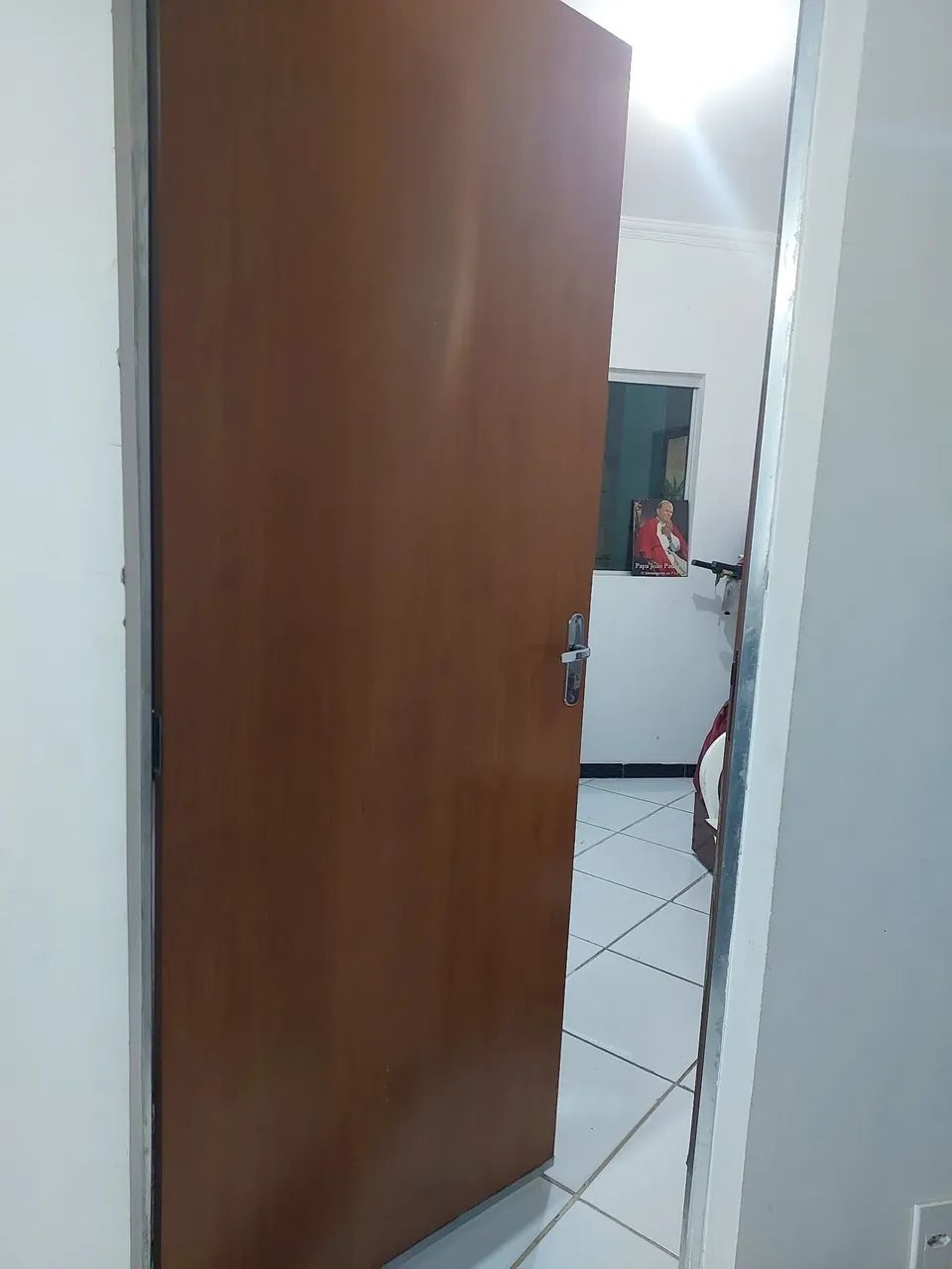 Alugo quarto individual para moças e rapazes  - Foto 4