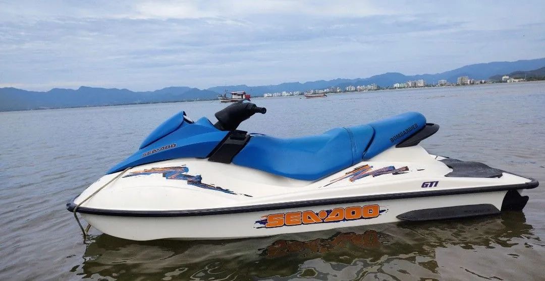 Jet SeaDoo GTI 110 HP 720cc 2 tempos - Foto 3