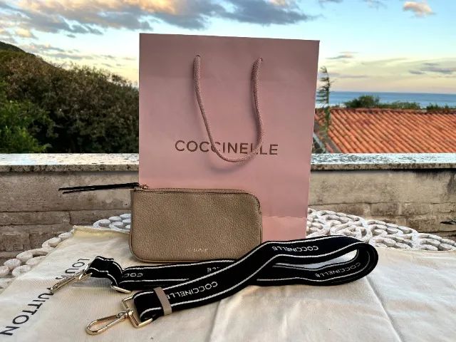 bolsa marca italiana coccinelle original couro nova com etiqueta - Foto 2