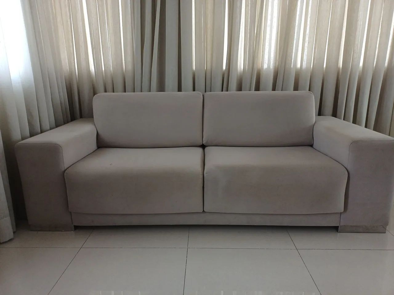 SOFÁ FIXO 4 LUGARES 2,23 m  X 90 cm - Foto 2