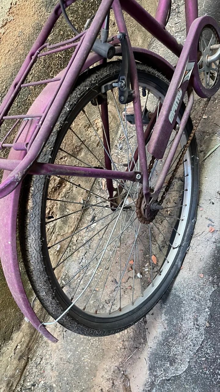 Bicicleta Antiga Usada  - Foto 3