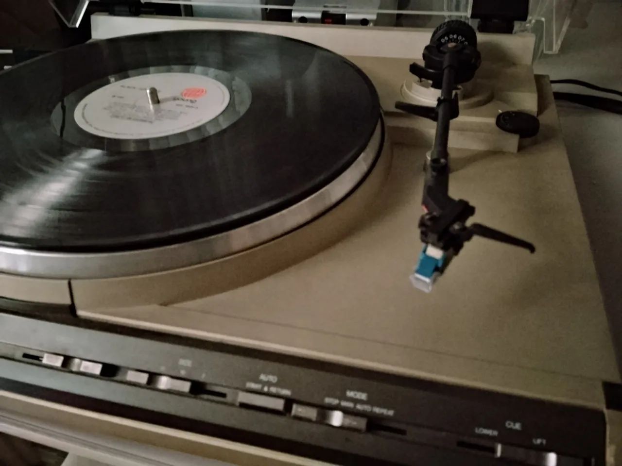 Toca Discos Gradiente B-25, funcionando perfeitamente  - Foto 3
