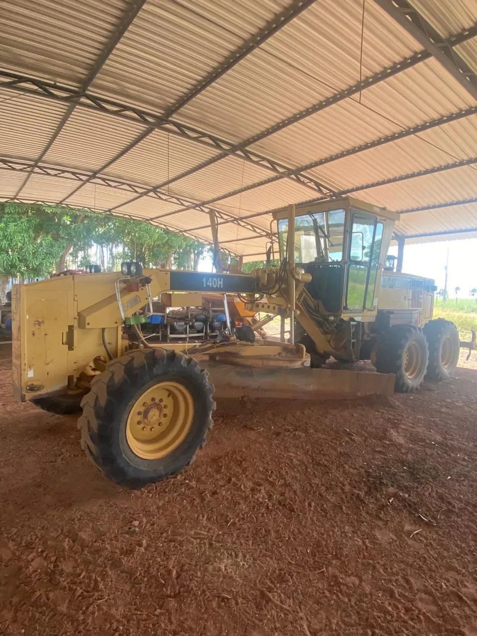 Moto Niveladora/ Patrola Caterpillar 140H - Foto 4