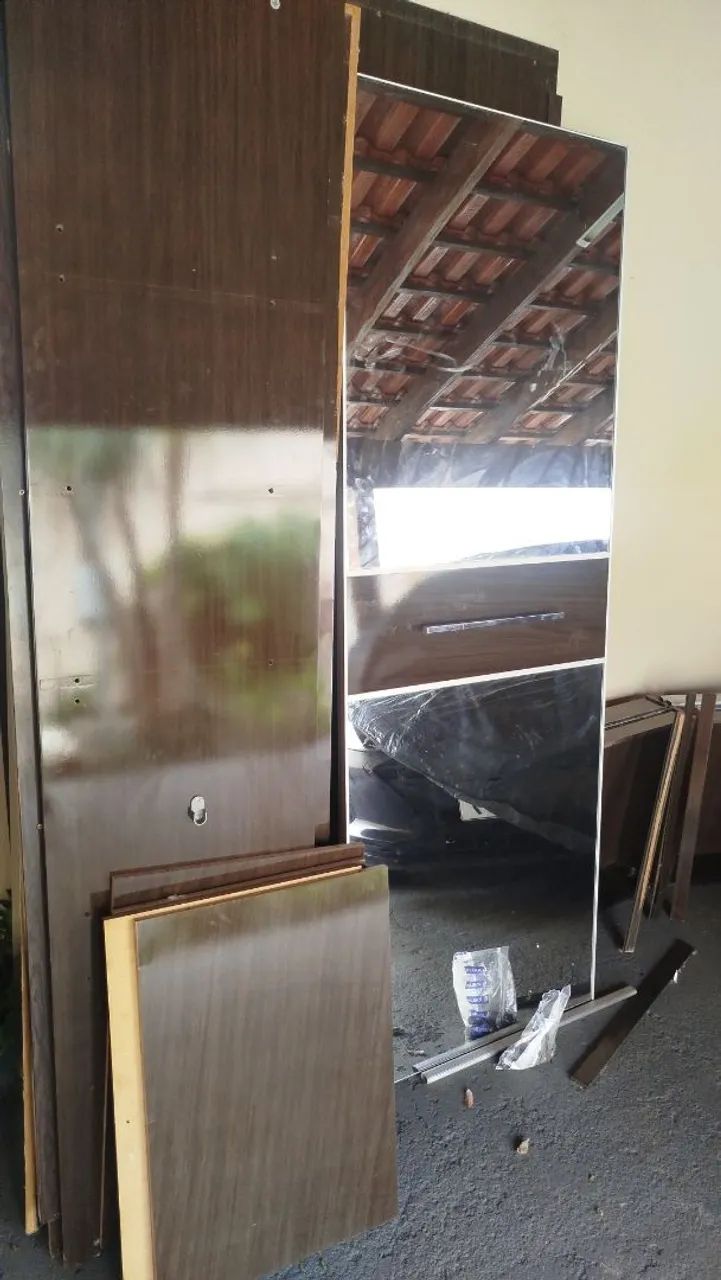 Guarda roupa casal com espelho - Foto 2