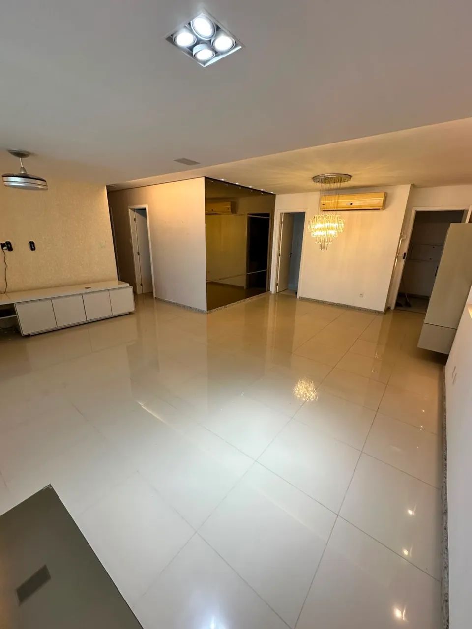 Apartamento no Renassaince 3 quartos com suíte e varanda gourmet pronto pra morar - Foto 5