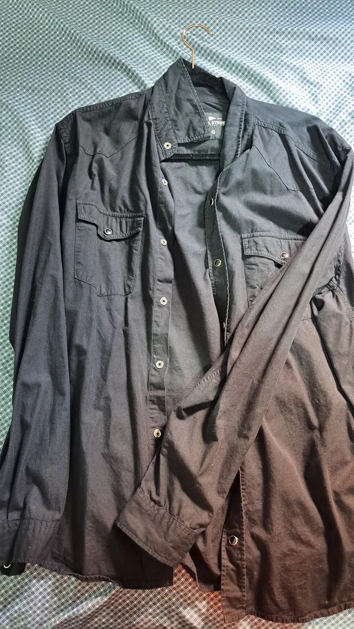 Camisa preta tamanho G - Foto 2