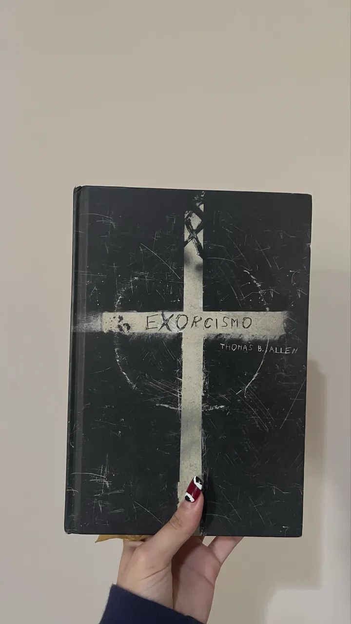 Livro Exorcismo - Thomas B. Allen | DarkSide Books. - Foto 3