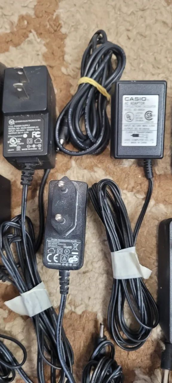 Lote de Fontes Variadas 5V a 12V - Foto 3