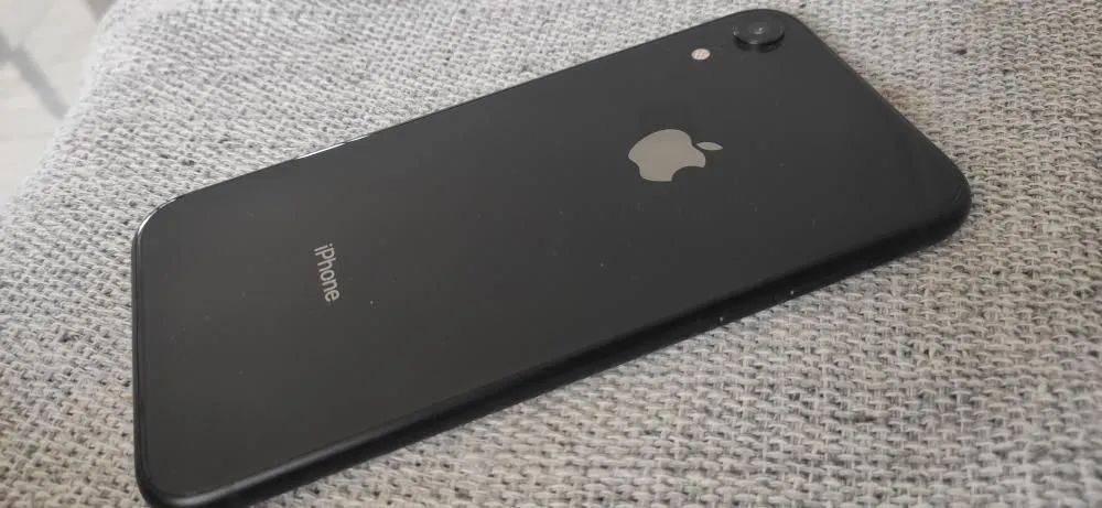 IPhone XR (pouco usado) - Foto 2