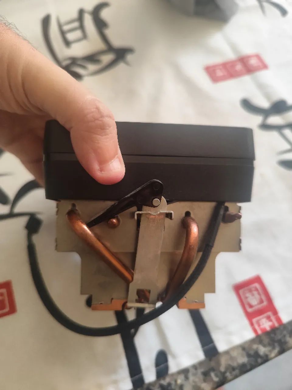 Cooler AMD Wraith Prism RGB - Performance e Estética - Socket AM4/AM5 - Foto 2