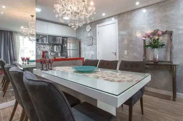 Apartamento 67m² Totalmente Mobiliado para Locação - 2 Dormitórios - 1 Vaga - Vila Guilher