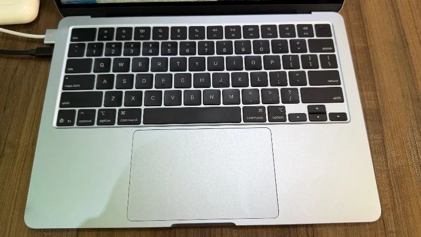 MacBook Air M4