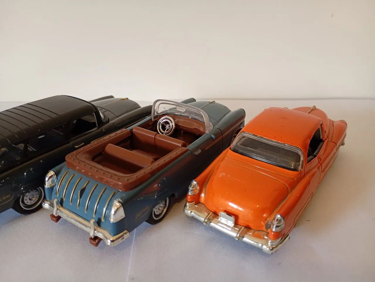 Lote 02 - Miniaturas De Carros Diversas  - Foto 5