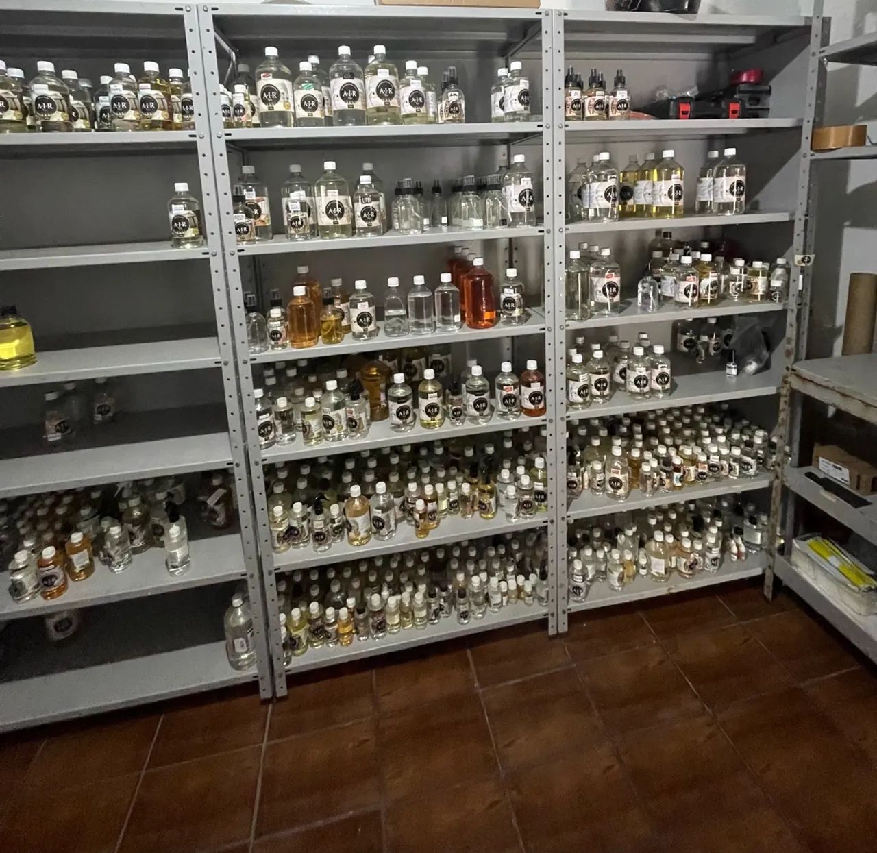 Vendesse prateleiras de aço  - Foto 5