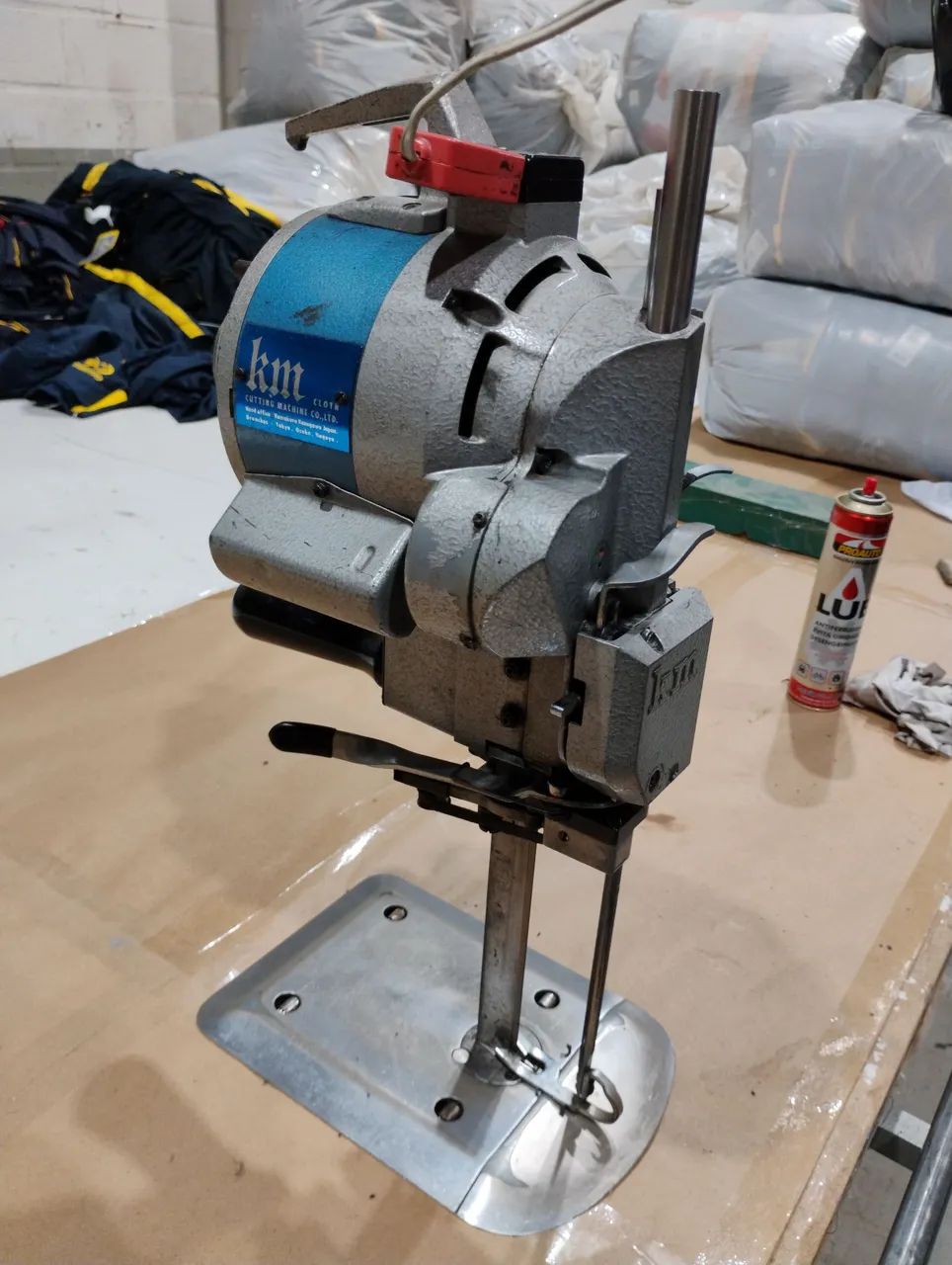 Máquina de Corte p Confecção Marca Km Mack 8 polegadas  - Foto 3