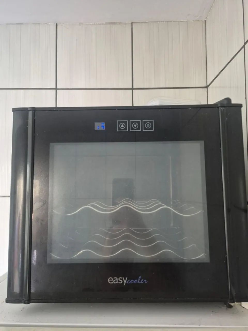 Easy cooler/adega climatizada - Foto 2