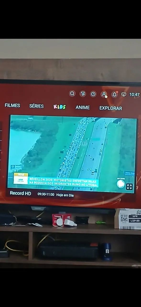 TV Smart Philips  43 polegadas em ótimas condições  sem avarias com controle 