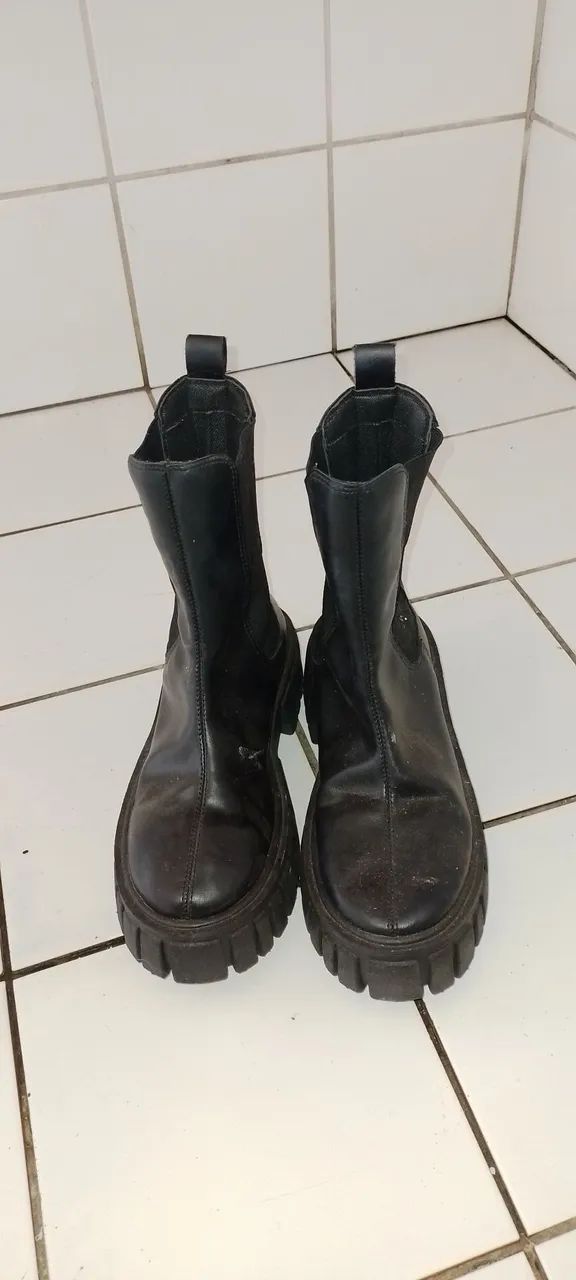 Bota coturno dubuy tamanho 35