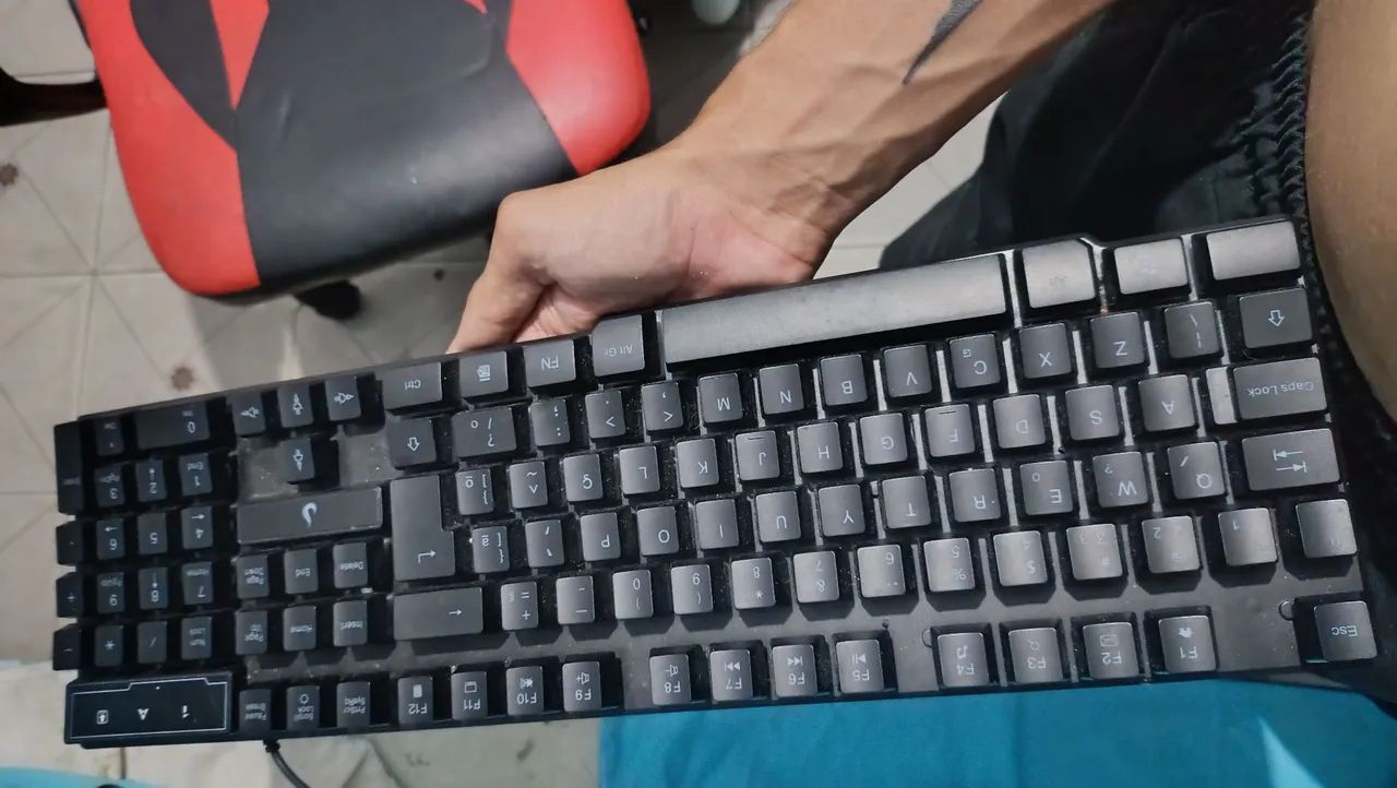 ESTOU DOANDO ESSE TECLADO + MOUSE  - Foto 2