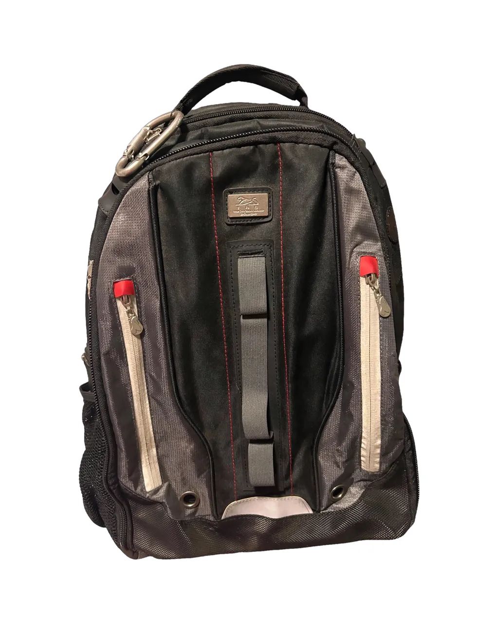 Mochila da marca TNG