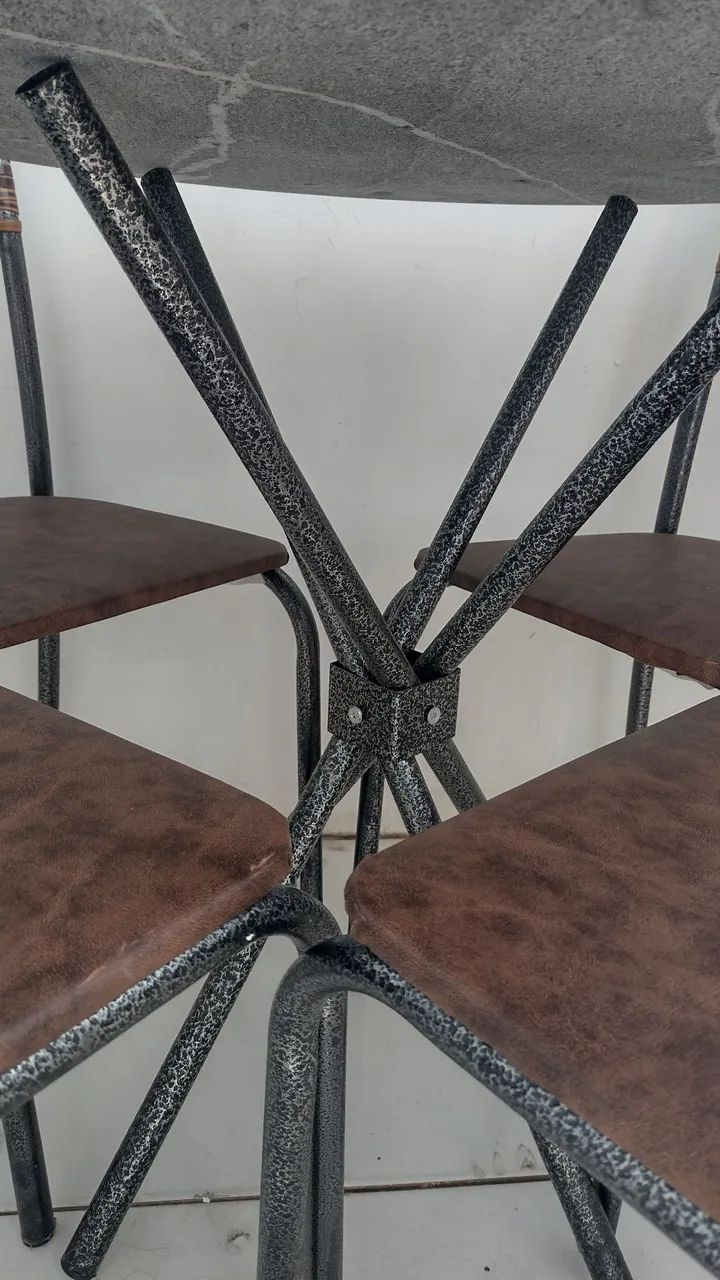 jogo de mesa com cadeiras  - Foto 4