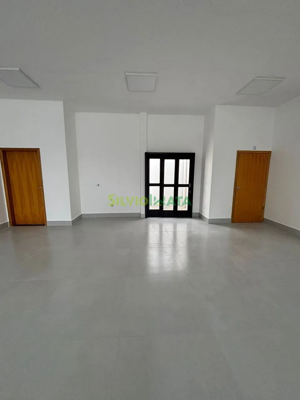 Sala Comercial Nova para Locação na Av. Dr. Alexandre Rasgulaeff Maringá - Foto 4