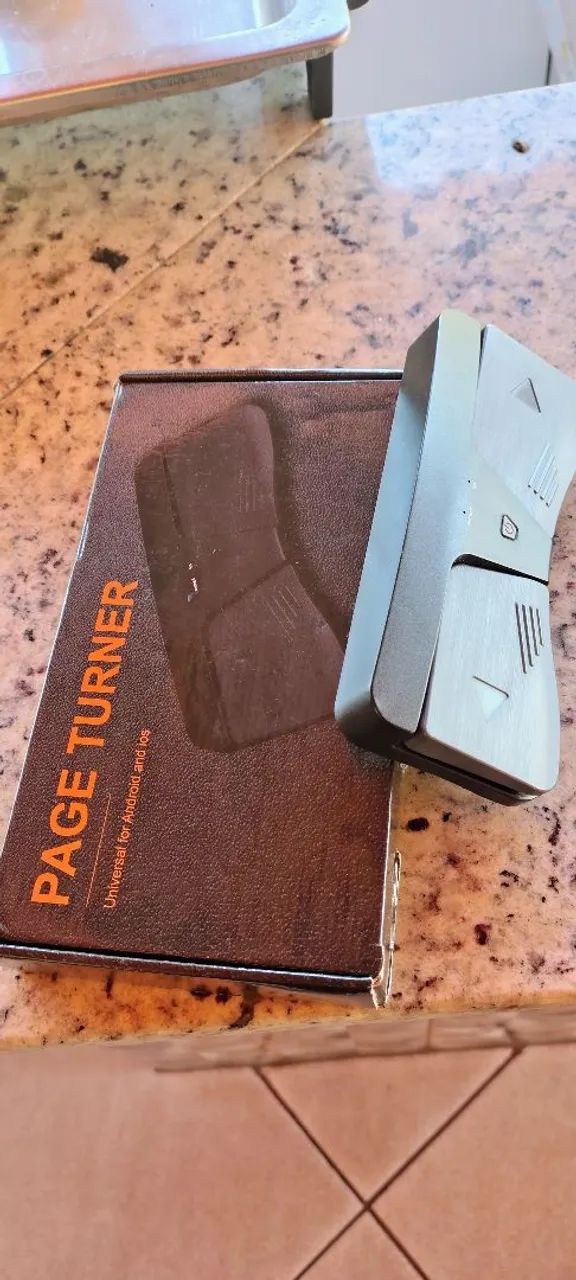 Page Turner Bluetooth 