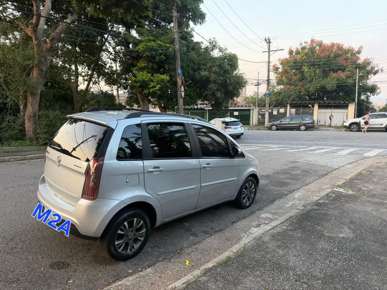 Fiat Idea Attractive 1.4 Fire Flex 8V 5P 2013 - Foto 5